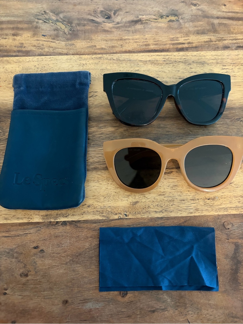 Le Specs Women’s Cat-Eye Sunglasses Duo - Black & Caramel (air heart + vacanze)